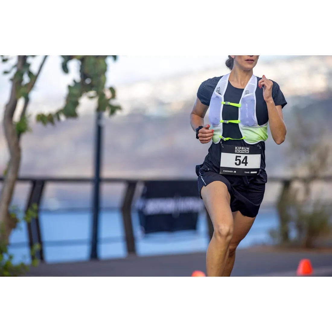 FLEXIBLE RUNNING FLASK 250ML - BLUE
