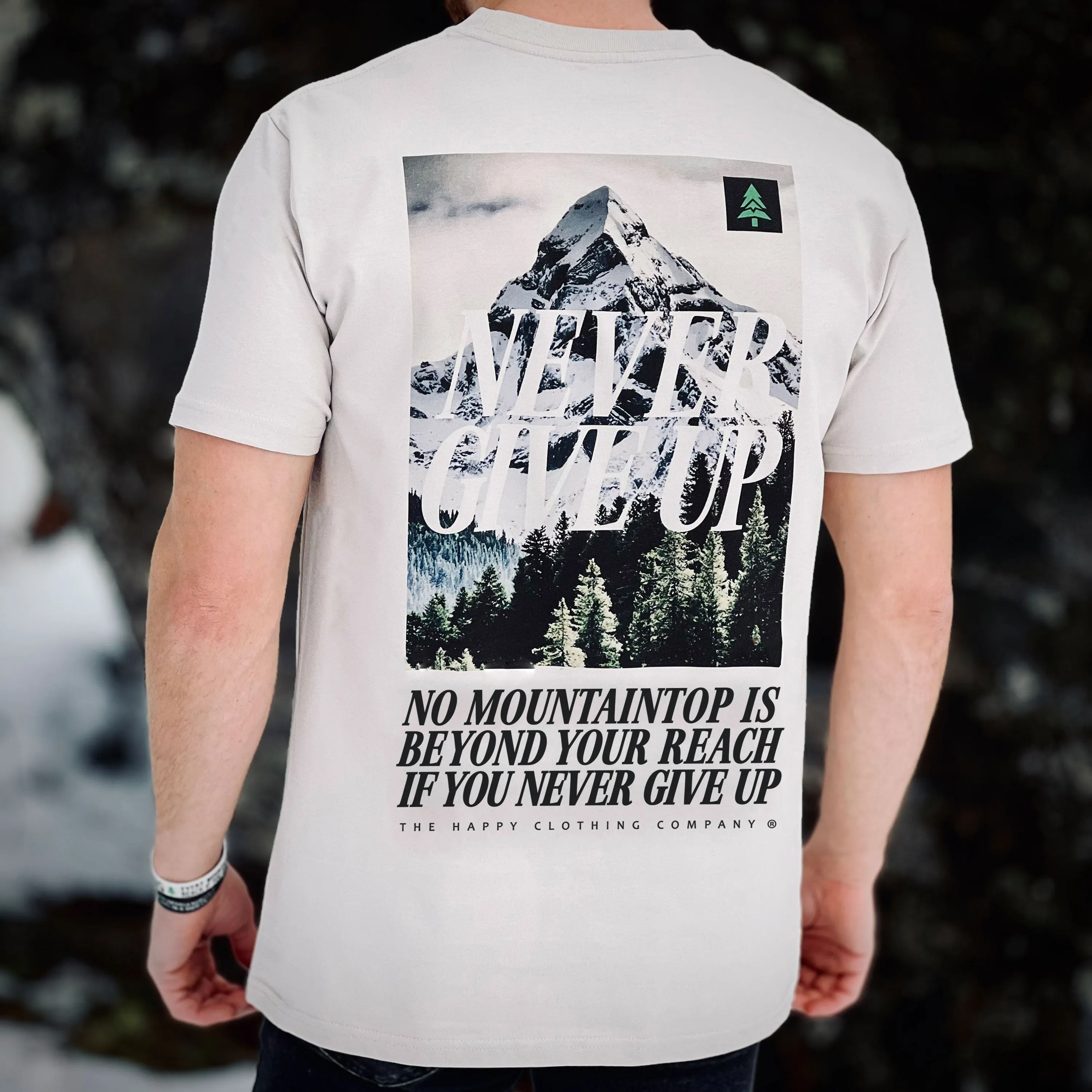 Never Give Up 'Lifestyle Tee' | Premium Heavyweight |