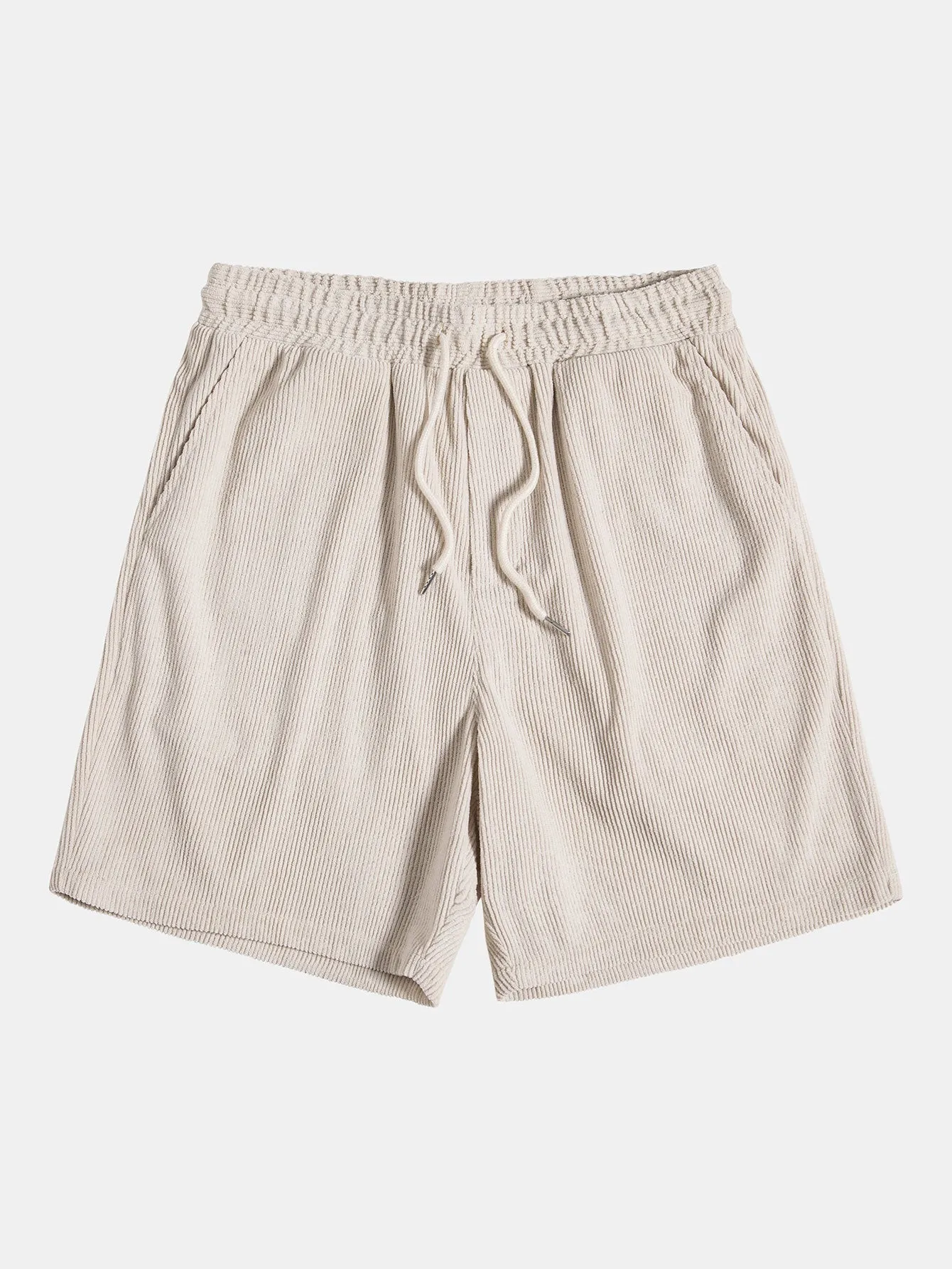 Sommerliches Polyester-Set: Gestreiftes Shirt & Trendige Shorts
