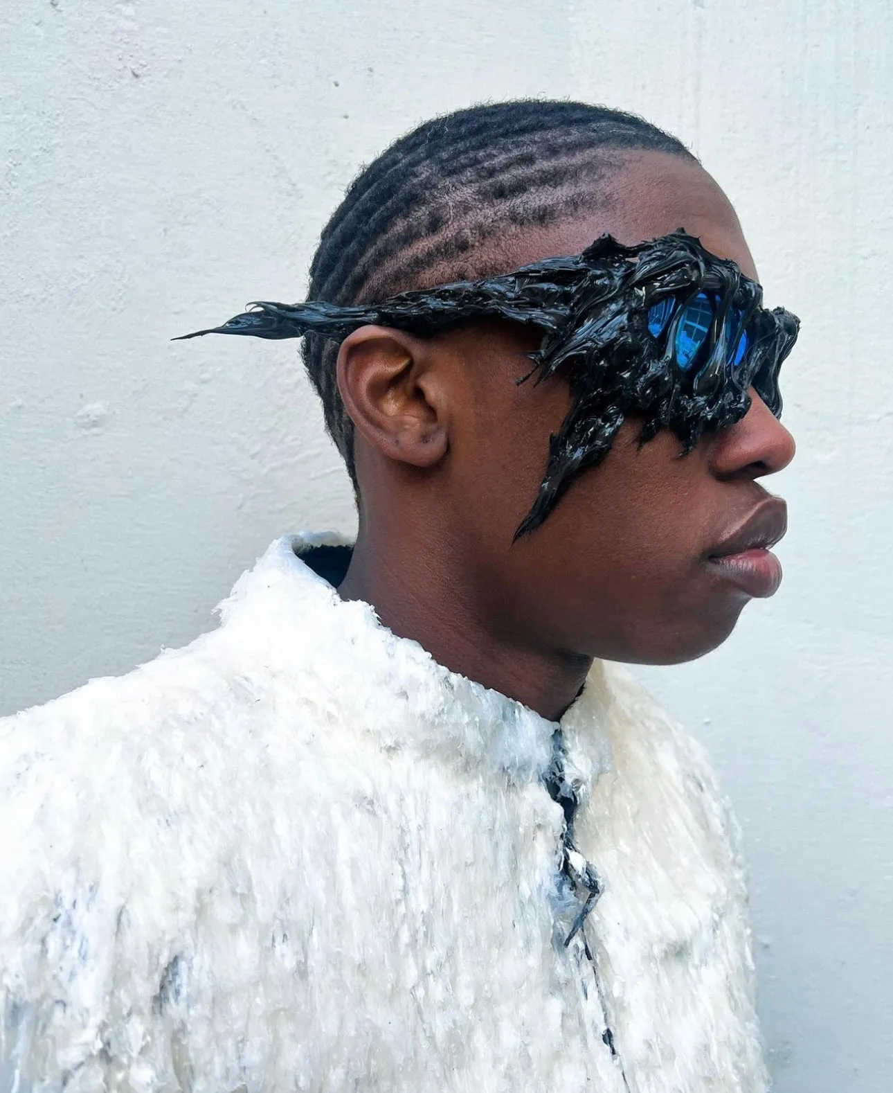 VERNUM COBALT SUNGLASSES