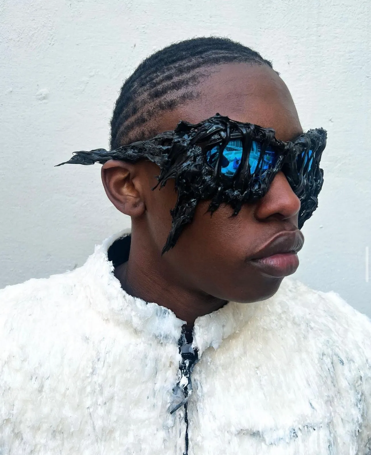 VERNUM COBALT SUNGLASSES